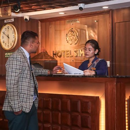 Hotel Simal Катманду Екстериор снимка